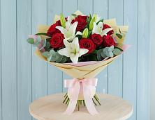 Букет цветов из:  Лилии и Розы в Новый Милет