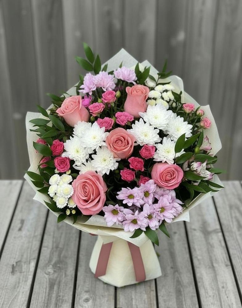 Букет цветов из: Альстромерии, Гвоздики, Розы и Хризантемы в Новый Милет
