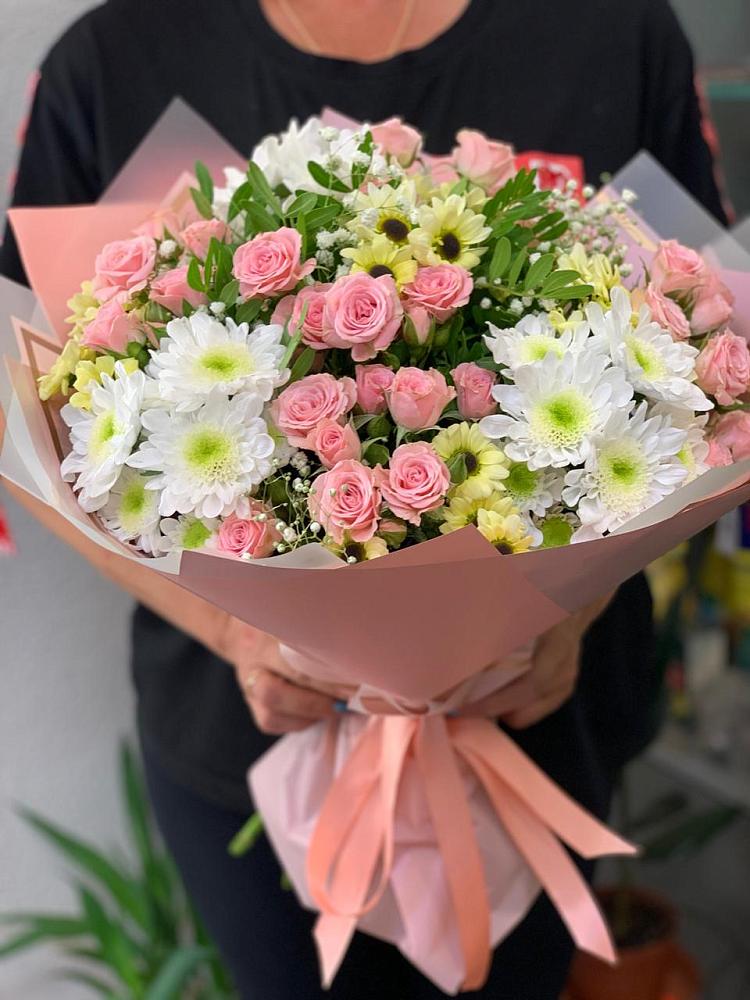 Букет цветов из: Розы и Хризантемы в Новый Милет