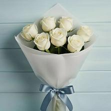 Букет 7 Белых роз Эдлесс Лав в Новый Милет
