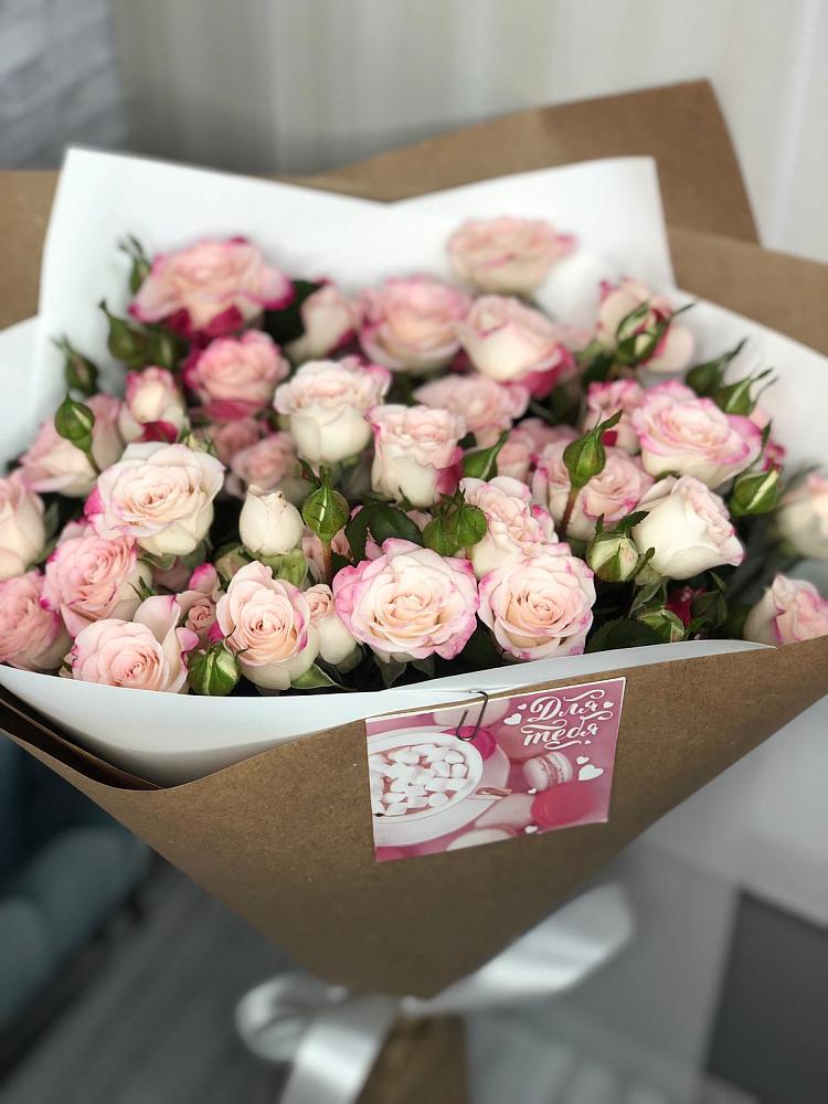 Букет цветов из: Розы в Новый Милет