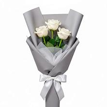 Букет 3 белые розы в Новый Милет