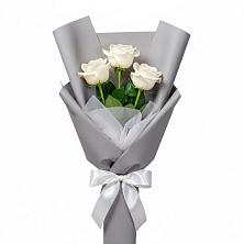 Букет 3 белые розы в Новый Милет
