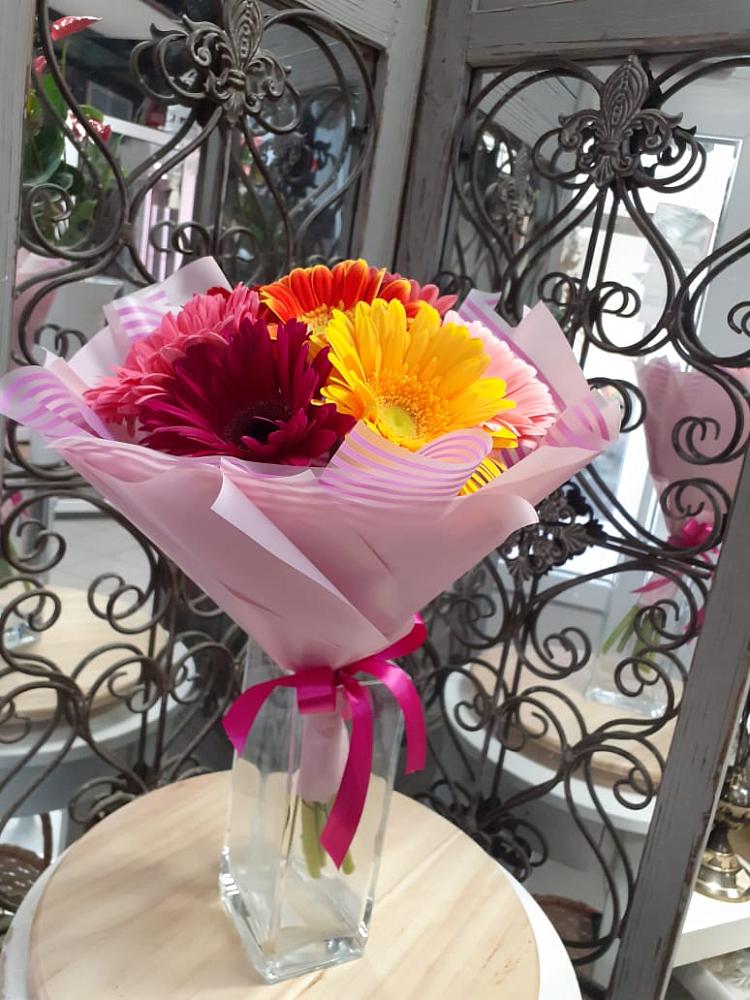 Букет цветов из: Герберы в Новый Милет