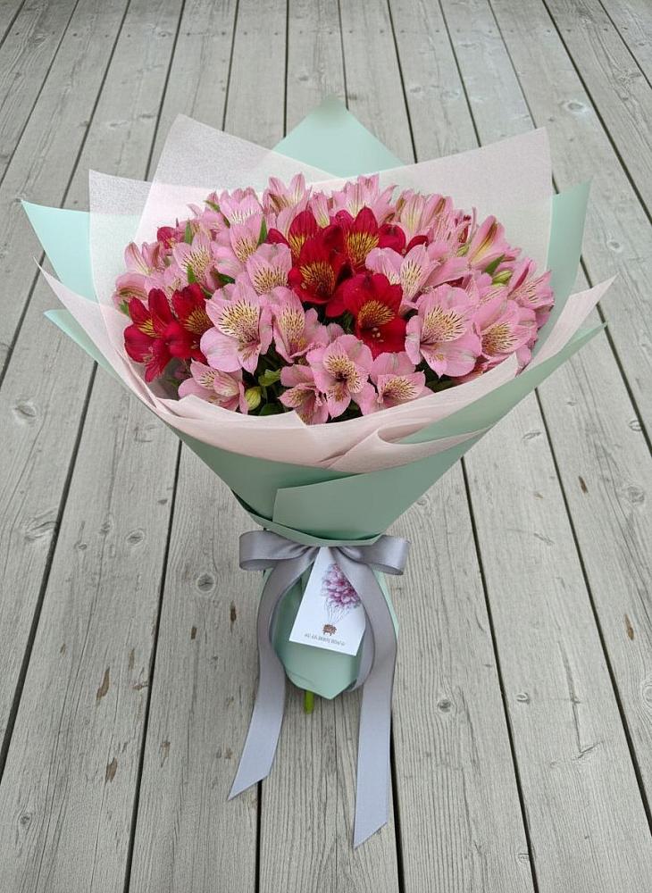 Букет цветов из: Альстромерии в Новый Милет