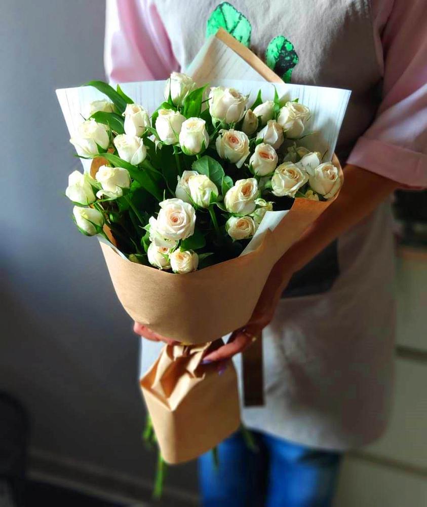 Букет цветов из: Розы в Новый Милет