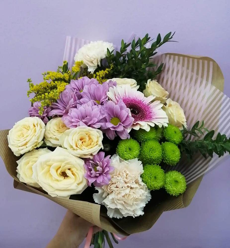 Букет цветов из: Хризантемы, Розы, Гвоздики и Герберы в Новый Милет