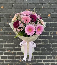 Букет цветов из:  Герберы и Хризантемы в Новый Милет