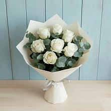 Букет Белые розы в Эвкалипте в Новый Милет